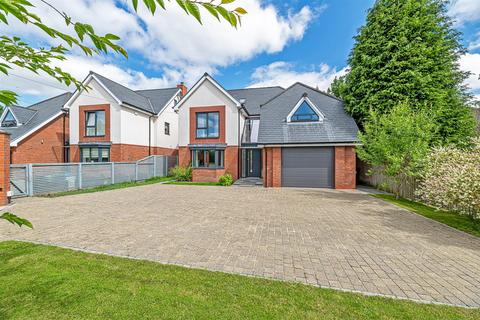 6 bedroom detached house for sale, Warrington Road, Bold Heath, Widnes