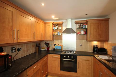 2 bedroom apartment for sale, Manor Park, High Heaton, Newcastle Upon Tyne