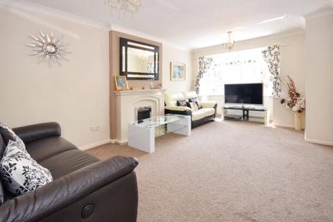4 bedroom detached house for sale, Thistlewood Road, Outwood, Wakefield, West Yorkshire