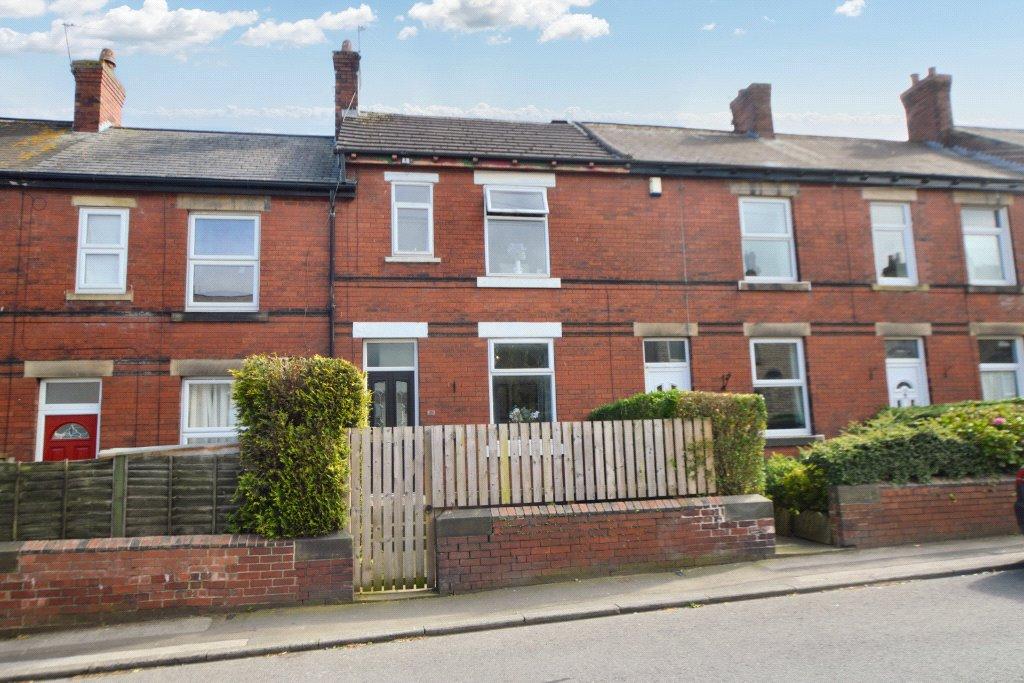 Manor Road, Ossett, West Yorkshire 2 bed terraced house for sale £135,000