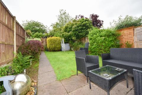 4 Dorsington Close, Hatton Park, Warwick, CV35 7TH