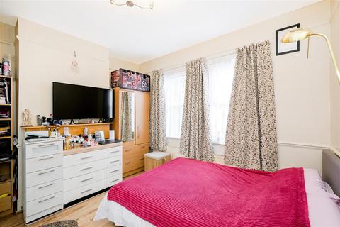 2 bedroom maisonette for sale, Higham Hill Road, Walthamstow