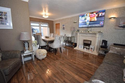 4 bedroom detached house for sale, Hemsley Road, South Shields