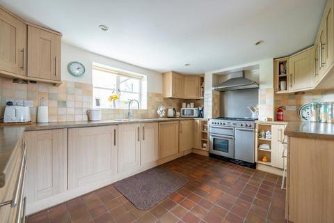 4 bedroom end of terrace house for sale, Gravel Hill, Ludlow