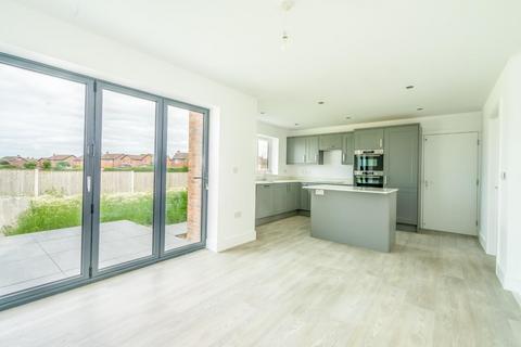 4 bedroom detached house for sale, Evergreen Way, Brayton, Selby