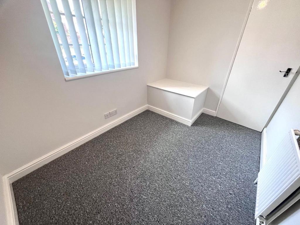 BEDROOM 3.jpg