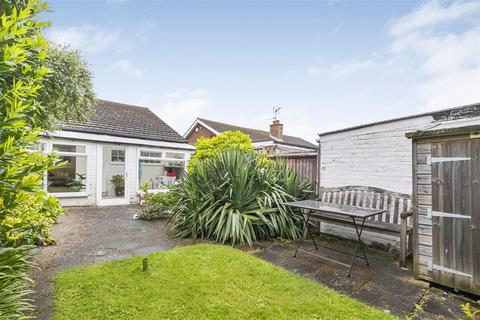 89 Nursery Road, Meopham, Gravesend, DA13 0NE