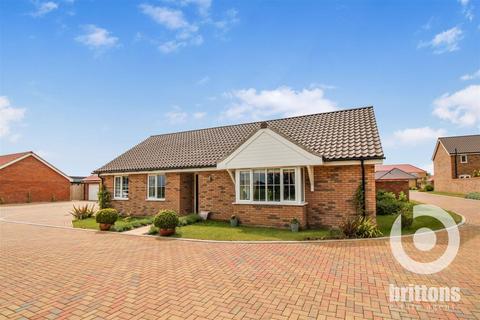 3 bedroom detached bungalow for sale, Yarrow Drive, St Edmunds Park, Hunstanton