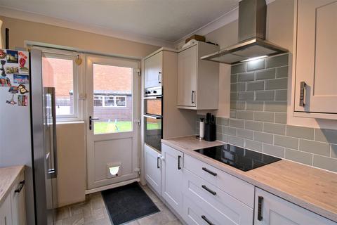 3 bedroom semi-detached house for sale, Hipkin Road, Dersingham