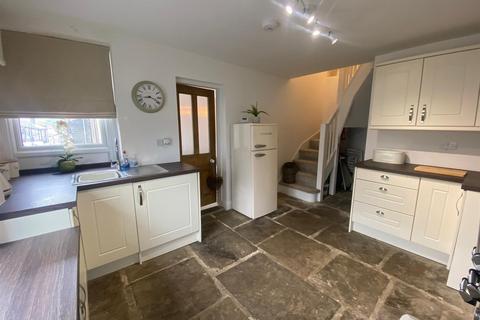 2 bedroom terraced house to rent, Dunford Road, Holmfirth