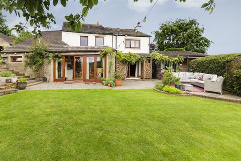 4 bedroom detached house for sale, Lascelles Hall Road, Lascelles Hall