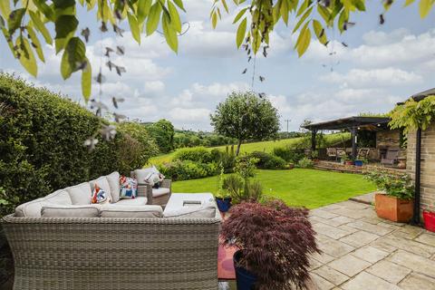 4 bedroom detached house for sale, Lascelles Hall Road, Lascelles Hall