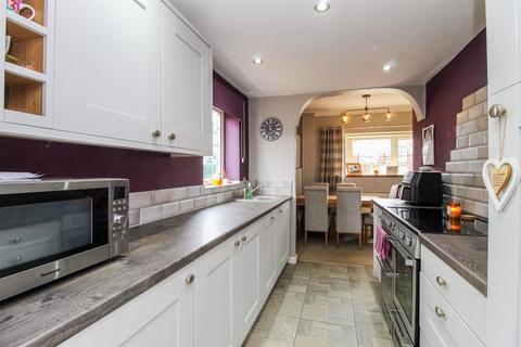 31 Hendal Lane, Wakefield, WF2 7NT