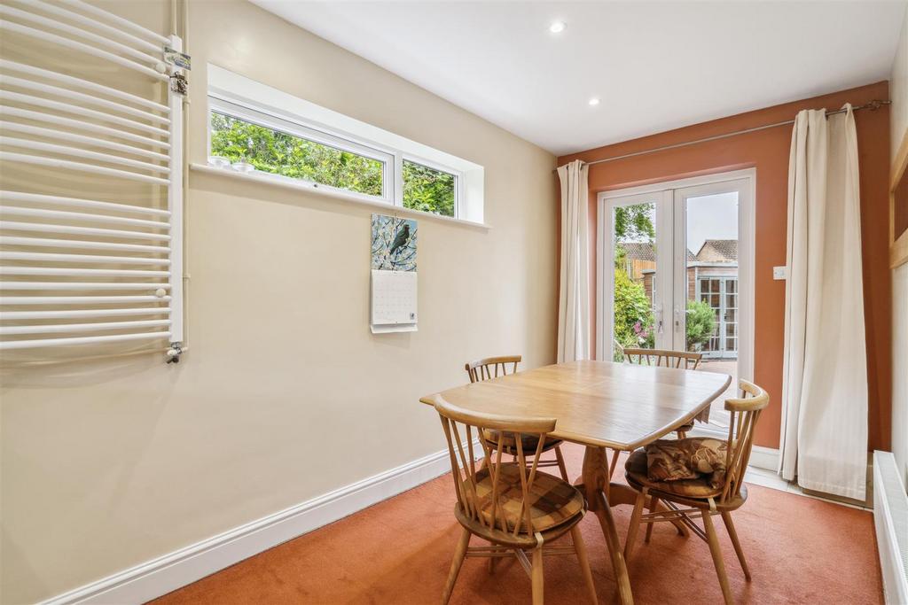 Kitchen / dining room