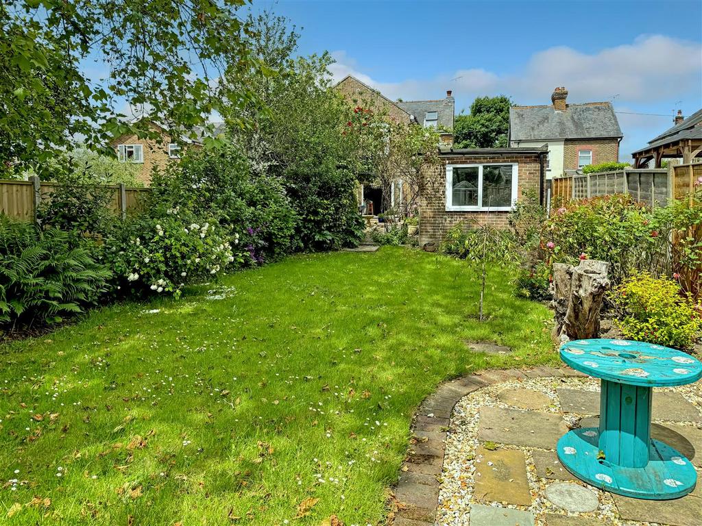 Garden3.jpg