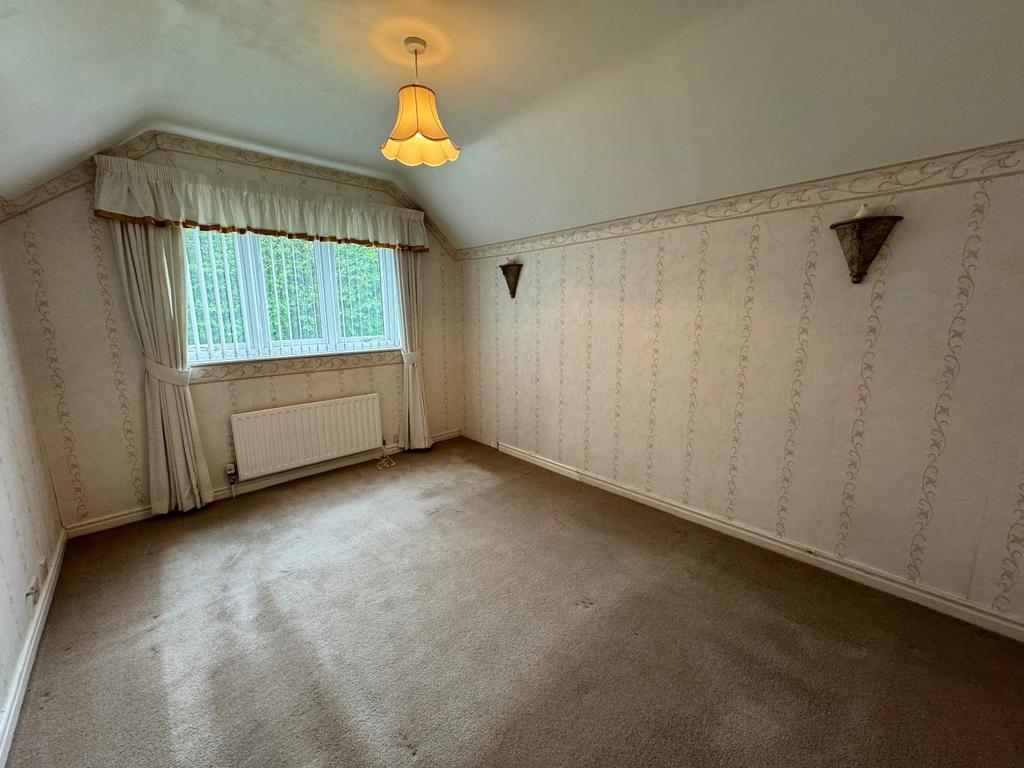 Bedroom (First Floor)