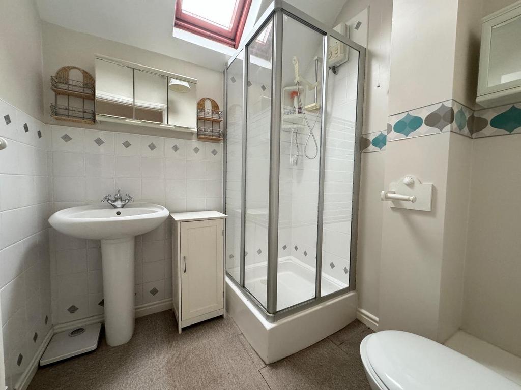 Shower Room (First Floor)