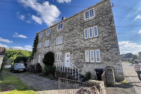 3 bedroom end of terrace house for sale, Steam Mills, Midsomer Norton