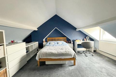 2 bedroom flat for sale, Cavendish Place, Eastbourne