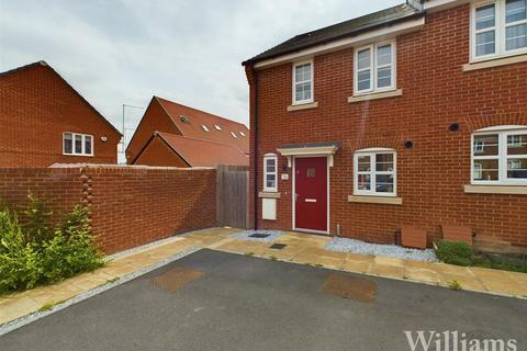 2 bedroom semi-detached house for sale, Whinham Green, Aylesbury HP18