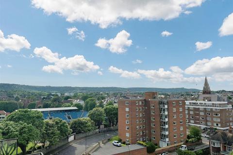 3 bedroom penthouse for sale, Chiswick Place, Eastbourne