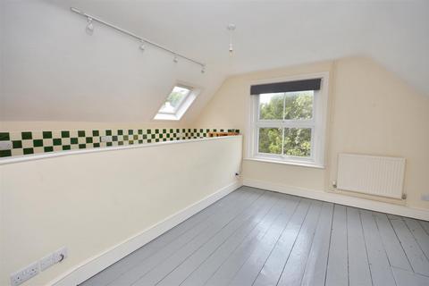 1 bedroom flat for sale, Enys Road, Eastbourne