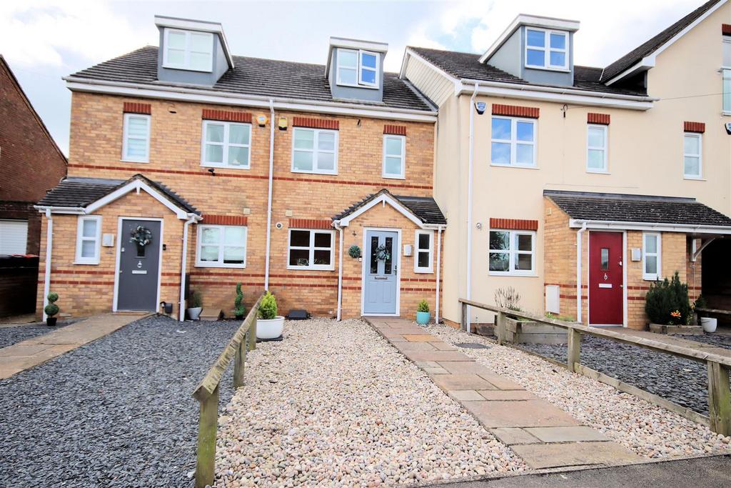 44 Luton Rd-H3.jpg