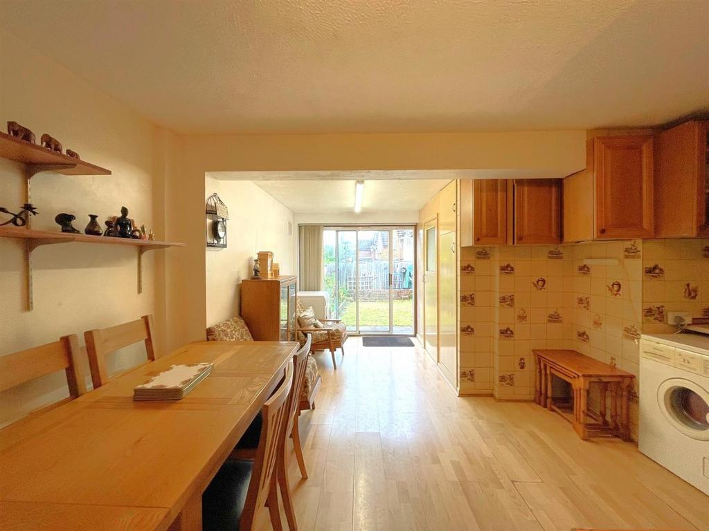 Large Open Plan Living Area