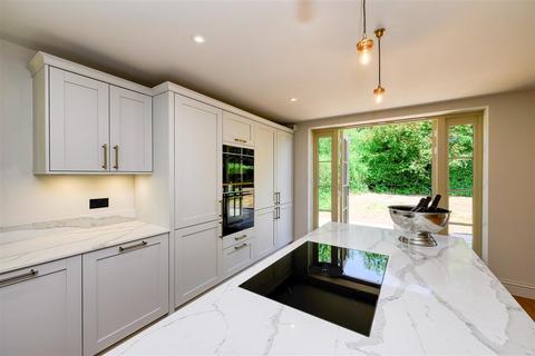 Leewood The Hamlet, Gallowstree Common, Reading, RG4 9BU
