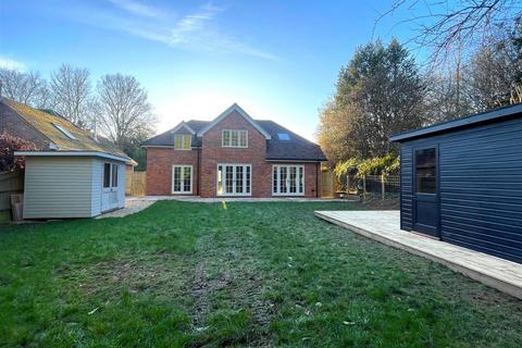 Leewood The Hamlet, Gallowstree Common, Reading, RG4 9BU