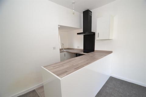10 Albert Road, Queensbury, Bradford, BD13 1PB