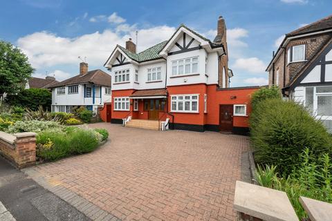 5 bedroom detached house for sale, Devonshire Road, Mill Hill