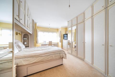 149 Devonshire Road, London, NW7 1DX