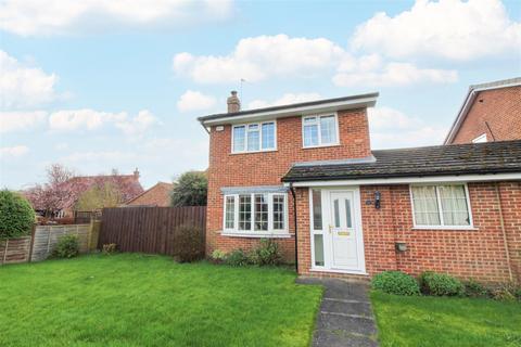 3 bedroom link detached house for sale, Manor Close, Topcliffe, Thirsk