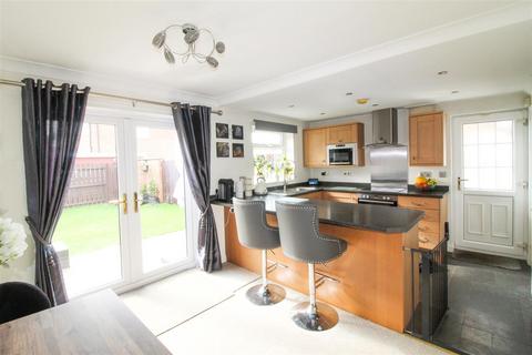3 bedroom link detached house for sale, Manor Close, Topcliffe, Thirsk