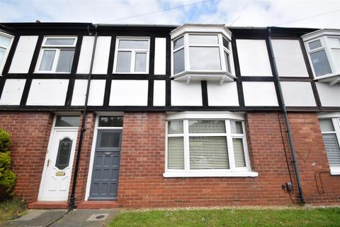 3 bedroom terraced house to rent, Claremont Road, Whitley Bay