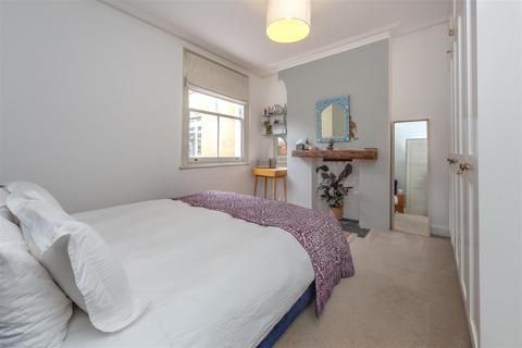 116 Widdenham Road, London, N7 9SQ
