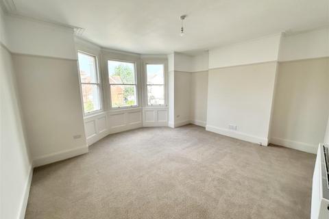 2 bedroom flat to rent, Sackville Road, Hove