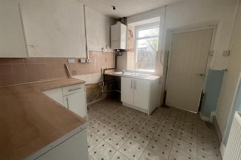 2 bedroom terraced house to rent, 225 Chesterfield RoadMatlockDerbyshire