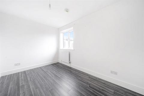 2 bedroom flat for sale, Apollo Way, Stevenage, SG2