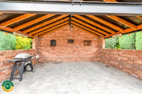 Lindale Bawtry Road, Hatfield Woodhouse, Doncaster, DN7 6BT