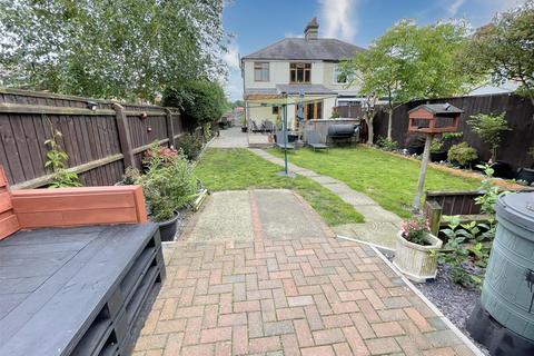 3 bedroom semi-detached house for sale, Sidegate Lane West, Ipswich