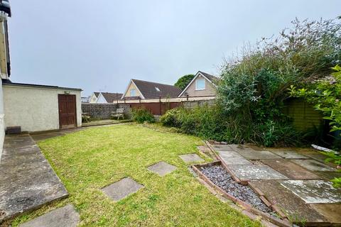 8 Hazel Close, Porthcawl, CF36 5RG