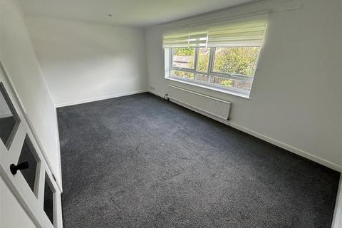 2 bedroom flat to rent, Burlington Road, Altrincham
