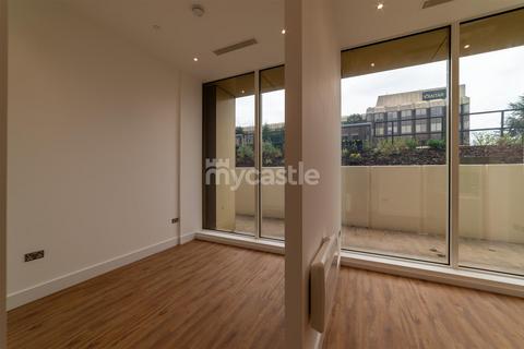 1 bedroom apartment for sale, Westgate House