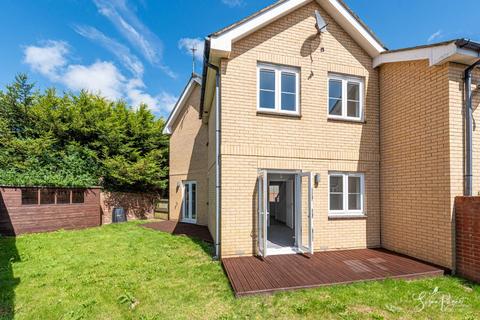 3 bedroom end of terrace house for sale, Balfour Mews, Mill Hill Road, Cowes