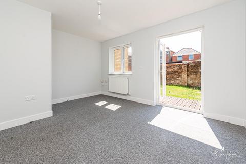 3 bedroom end of terrace house for sale, Balfour Mews, Mill Hill Road, Cowes