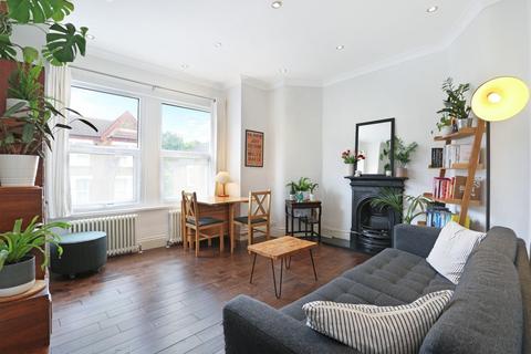 1 bedroom apartment for sale, Montem Road, London