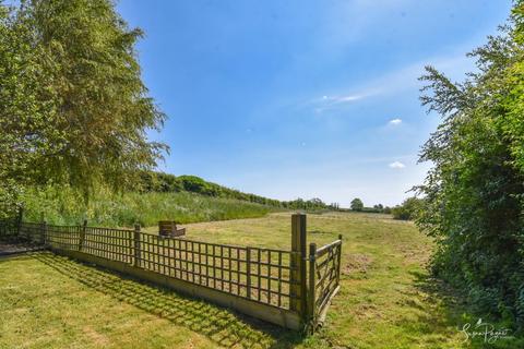 4 bedroom detached bungalow for sale, *With Land* Main Road, Arreton