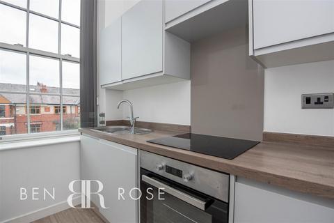 1 bedroom flat for sale, Park Road, Chorley